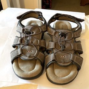 Mens causal sandals